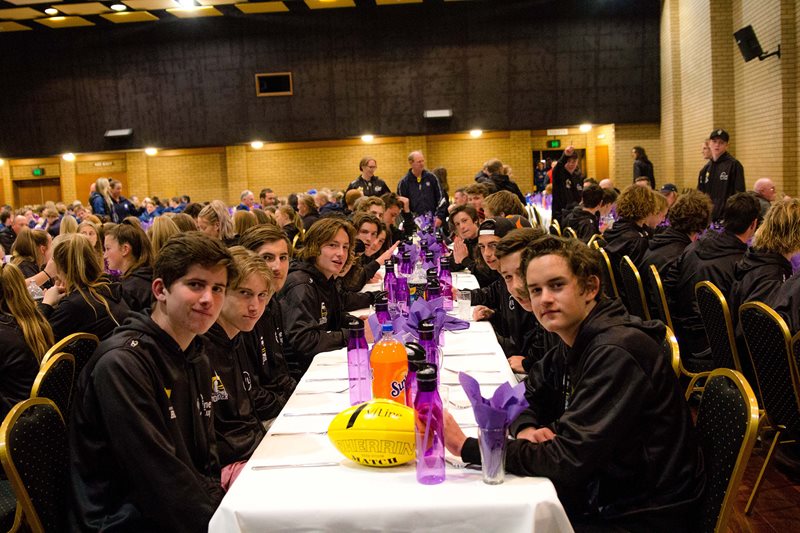 VLine-Cup-Dinner-2017-(By-Jodie-Harlow)-(67)