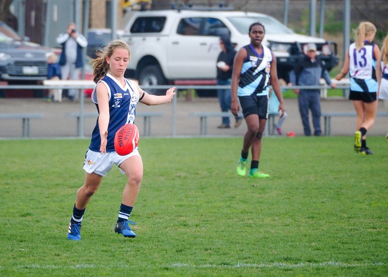 Girls-Falcons-v-Yarra-Valley-Vline-Cup-2017-(By-Jodie-Harlow)-(27)