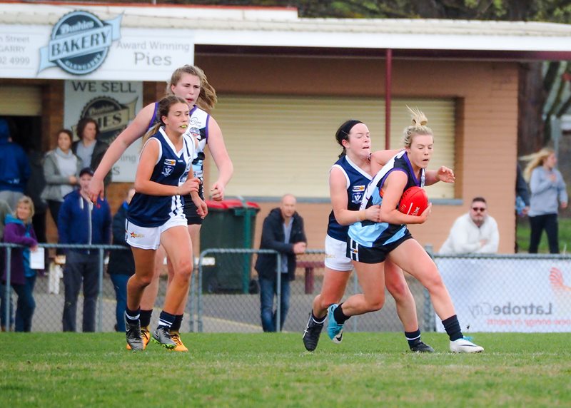 Girls-Falcons-v-Yarra-Valley-Vline-Cup-2017-(By-Jodie-Harlow)-(16)